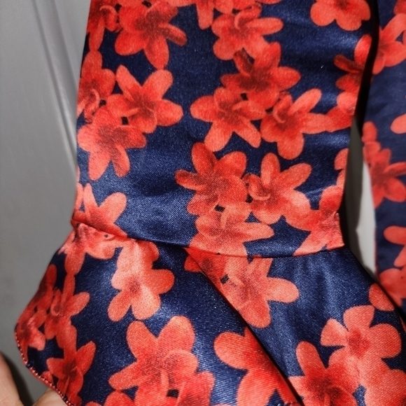 Peppermint Brand Dress size 12/13 yrs  Floral Winter Dress Christmas - Picture 4 of 5